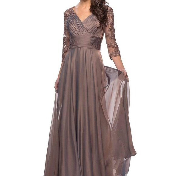 NWT La Femme 27153SC Chiffon Mother of the Bride Dress Cocoa Size 0 - Picture 1 of 8